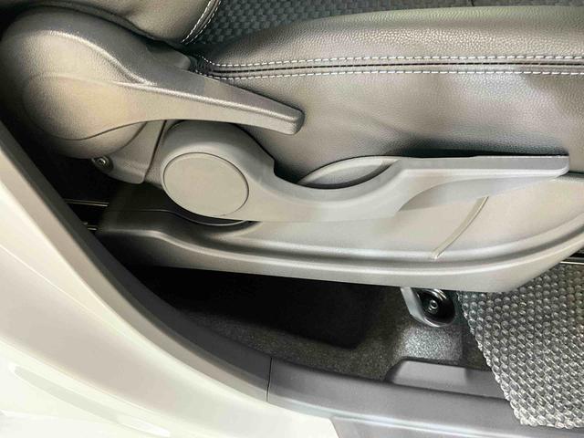 タントカスタムＸ　届出済未使用車ダイハツ認定中古車　予防安全機能スマートアシスト搭載　アイドリングストップ　オートライト　オートマチックハイビーム　電動格納ミラー　パノラマモニター　ＬＥＤヘッドライト　キーフリー　シートヒーター（京都府）の中古車