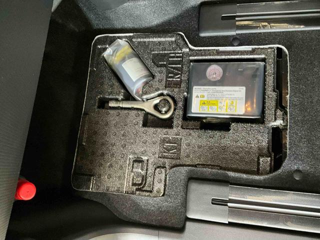 タントカスタムＸ　届出済未使用車ダイハツ認定中古車　予防安全機能スマートアシスト搭載　アイドリングストップ　オートライト　オートマチックハイビーム　電動格納ミラー　パノラマモニター　ＬＥＤヘッドライト　キーフリー　シートヒーター（京都府）の中古車