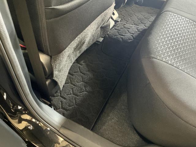 ロッキーＧ　ナビ　パノラマモニター　ドライブレコーダー　ＥＴＣナビ　パノラマモニター　ドライブレコーダー　ＥＴＣ　ブラインドスポットモニター　コーナーセンサー　アダプティブクルーズコントロール　シートヒーター　オートブレーキホールド　１７インチ純正アルミホイール（京都府）の中古車