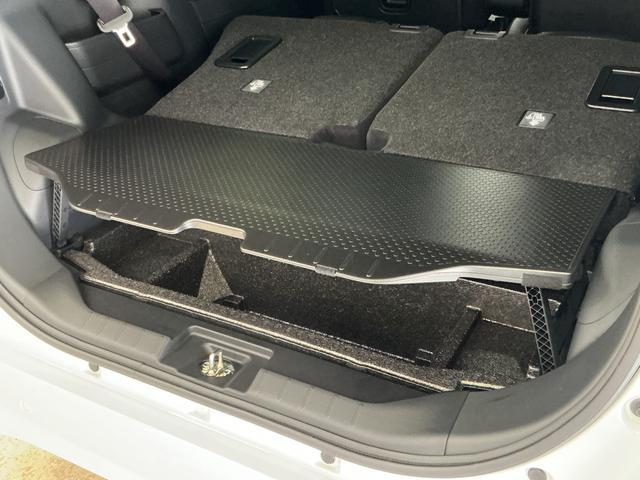 タントカスタムＸ　届出済み未使用車　バックカメラ　クルコン届出済み未使用車　バックカメラ　ＥＴＣ　アダプティブクルーズコントロール　前後コーナーセンサー　前席シートヒーター　電子パーキング　オートブレーキホールド　オートマチックハイビーム　スマートキー（京都府）の中古車