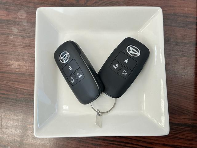 ムーヴキャンバスストライプスＧ　届出済み未使用車　ナビ　バックカメラ届出済み未使用車　ナビ　バックカメラ　両側電動スライドドア　前後コーナーセンサー　前席シートヒーター　電子パーキング　オートブレーキホールド　オートマチックハイビーム　ホットカップホルダー　ＵＳＢ接続（京都府）の中古車