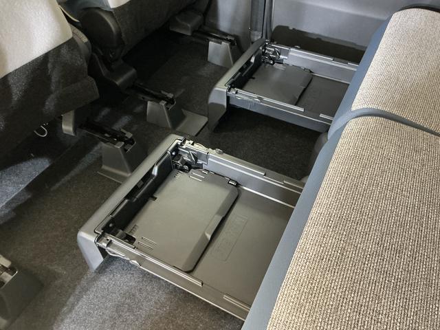 ムーヴキャンバスストライプスＧ　届出済み未使用車　ナビ　バックカメラ届出済み未使用車　ナビ　バックカメラ　両側電動スライドドア　前後コーナーセンサー　前席シートヒーター　電子パーキング　オートブレーキホールド　オートマチックハイビーム　ホットカップホルダー　ＵＳＢ接続（京都府）の中古車