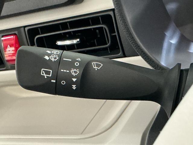 ムーヴキャンバスストライプスＧ　届出済み未使用車　ナビ　バックカメラ届出済み未使用車　ナビ　バックカメラ　両側電動スライドドア　前後コーナーセンサー　前席シートヒーター　電子パーキング　オートブレーキホールド　オートマチックハイビーム　ホットカップホルダー　ＵＳＢ接続（京都府）の中古車