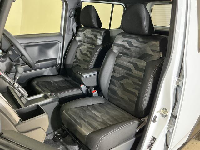 タフトＧ　クロムベンチャー　届出済み未使用車　４ＷＤ　ナビ届出済み未使用車　４ＷＤ　ナビ　バックカメラ　アダプティブクルーズコントロール　Ｂｌｕｅｔｏｏｔｈ　コーナーセンサー　シートヒーター　オートマチックハイビーム　１５インチ純正アルミホイール　フルセグ（京都府）の中古車