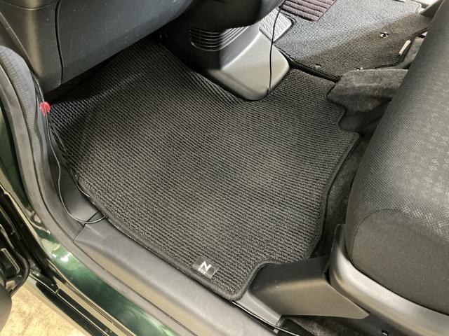 Ｎ−ＢＯＸカスタムＧ　ＳＳブラックスタイルパッケージ　ナビ　バックカメラナビ　バックカメラ　前後ドライブレコーダー　ＥＴＣ　両側電動スライドドア　前席シートヒーター　Ｂｌｕｅｔｏｏｔｈ　衝突軽減ブレーキ　サイドエアバッグ　ＨＩＤヘッドライト　１４インチ純正アルミホイール（京都府）の中古車