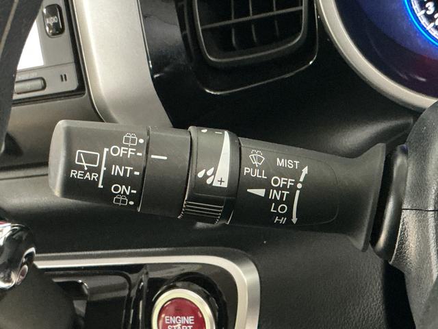 Ｎ−ＢＯＸカスタムＧ　ＳＳブラックスタイルパッケージ　ナビ　バックカメラナビ　バックカメラ　前後ドライブレコーダー　ＥＴＣ　両側電動スライドドア　前席シートヒーター　Ｂｌｕｅｔｏｏｔｈ　衝突軽減ブレーキ　サイドエアバッグ　ＨＩＤヘッドライト　１４インチ純正アルミホイール（京都府）の中古車