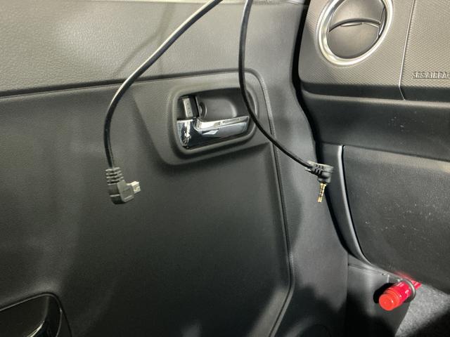 アルトワークスベースグレード　１オーナー　ターボ　５速ＭＴ　ＣＤオーディオワンオーナー　ターボ　５速ＭＴ車　ＣＤオーディオ　ＲＥＣＡＲＯシート　１５インチ純正アルミホイール　スマートキー　プッシュスタート　ＬＥＤヘッドライト　フォグライト　電格ミラースペアキー　ドアバイザー（京都府）の中古車