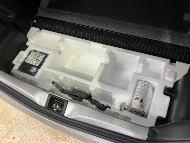 アルトワークスベースグレード　１オーナー　ターボ　５速ＭＴ　ＣＤオーディオワンオーナー　ターボ　５速ＭＴ車　ＣＤオーディオ　ＲＥＣＡＲＯシート　１５インチ純正アルミホイール　スマートキー　プッシュスタート　ＬＥＤヘッドライト　フォグライト　電格ミラースペアキー　ドアバイザー（京都府）の中古車