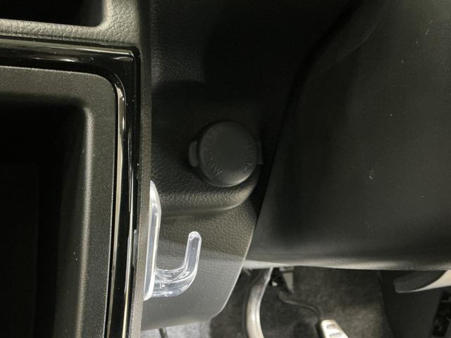 アルトワークスベースグレード　１オーナー　ターボ　５速ＭＴ　ＣＤオーディオワンオーナー　ターボ　５速ＭＴ車　ＣＤオーディオ　ＲＥＣＡＲＯシート　１５インチ純正アルミホイール　スマートキー　プッシュスタート　ＬＥＤヘッドライト　フォグライト　電格ミラースペアキー　ドアバイザー（京都府）の中古車