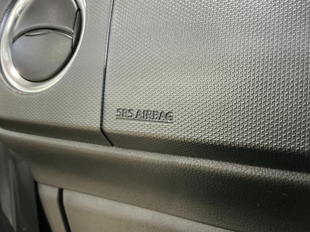 アルトワークスベースグレード　１オーナー　ターボ　５速ＭＴ　ＣＤオーディオワンオーナー　ターボ　５速ＭＴ車　ＣＤオーディオ　ＲＥＣＡＲＯシート　１５インチ純正アルミホイール　スマートキー　プッシュスタート　ＬＥＤヘッドライト　フォグライト　電格ミラースペアキー　ドアバイザー（京都府）の中古車