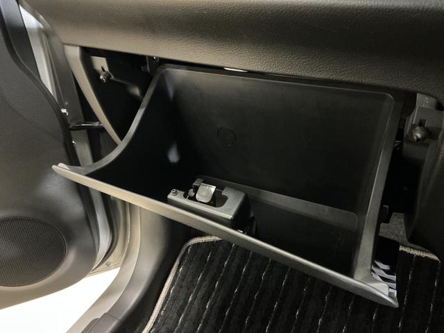 アルトワークスベースグレード　１オーナー　ターボ　５速ＭＴ　ＣＤオーディオワンオーナー　ターボ　５速ＭＴ車　ＣＤオーディオ　ＲＥＣＡＲＯシート　１５インチ純正アルミホイール　スマートキー　プッシュスタート　ＬＥＤヘッドライト　フォグライト　電格ミラースペアキー　ドアバイザー（京都府）の中古車