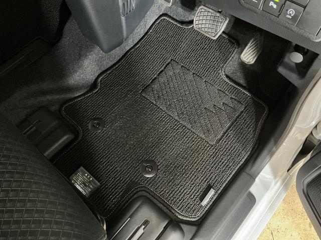 タントカスタムＲＳスタイルセレクション　ワンオーナー　ターボ　ナビワンオーナー　ターボ　ナビ　バックカメラ　ＥＴＣ　両側電動スライドドア　ロングスライドシート　アダプティブクルーズコントロール　コーナーセンサー　シートヒーター　オートマチックハイビーム　フルセグＴＶ（京都府）の中古車