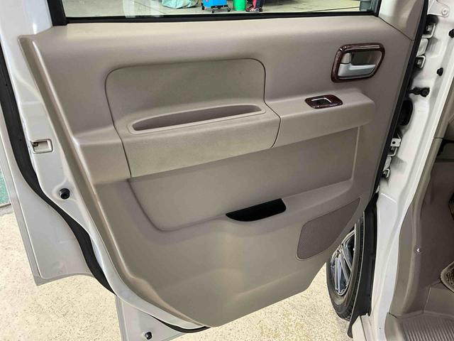 エブリイワゴンＰＺターボスペシャルターボ　社外ナビゲーション　Ｂｌｕｅｔｏｏｔｈ機能　ＥＴＣ　ドライブレコーダー　両側電動スライドドア　助手席側オートステップ　社外アルミホイール　ＨＩＤヘッドライト　フォグランプ　カーペットマット（京都府）の中古車