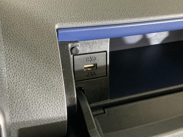 タントカスタムＸ　９インチナビ　パノラマモニター　フルセグチューナ９インチナビ　パノラマモニター　フルセグチューナー　ブルートゥース対応　プッシュボタンエンジンスタート　両側リヤパワースライドドア　ＬＥＤヘッドライト　コーナーセンサー　オートライト　オートエアコン（京都府）の中古車