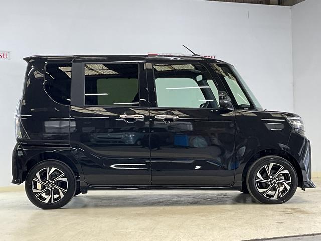 タントカスタムＸ　届出済未使用車　パノラマモニター届出済未使用車　スマートアシスト　パノラマモニター　プッシュボタンエンジンスタート　両側リヤパワースライドドア　ＬＥＤヘッドライト　オートエアコン　オートライト　コーナーセンサー　シートヒーター（京都府）の中古車