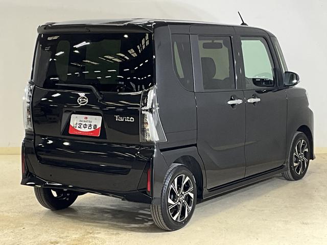 タントカスタムＸ　届出済未使用車　パノラマモニター届出済未使用車　スマートアシスト　パノラマモニター　プッシュボタンエンジンスタート　両側リヤパワースライドドア　ＬＥＤヘッドライト　オートエアコン　オートライト　コーナーセンサー　シートヒーター（京都府）の中古車