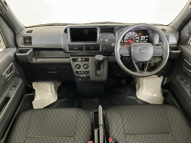 ハイゼットカーゴＤＸ　届出済み未使用車　切替式４ＷＤ　前後コーナーセンサー届出済み未使用車　切替式４ＷＤ　前後コーナーセンサー　オートマチックハイビーム　スマートアシスト　キーレスエントリー　オートライト　スペアキー有り　アイドリングストップ　横滑り防止装置　スペアタイヤ（京都府）の中古車