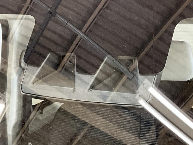 ハイゼットカーゴＤＸ　届出済み未使用車　切替式４ＷＤ　前後コーナーセンサー届出済み未使用車　切替式４ＷＤ　前後コーナーセンサー　オートマチックハイビーム　スマートアシスト　キーレスエントリー　オートライト　スペアキー有り　アイドリングストップ　横滑り防止装置　スペアタイヤ（京都府）の中古車