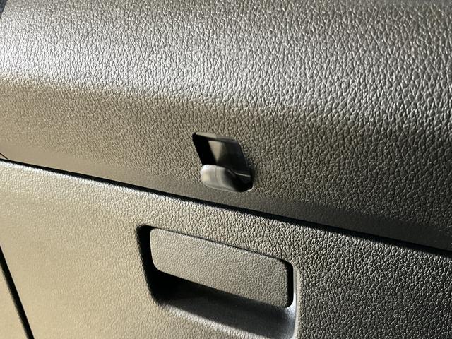 ハイゼットカーゴＤＸ　届出済み未使用車　切替式４ＷＤ　前後コーナーセンサー届出済み未使用車　切替式４ＷＤ　前後コーナーセンサー　オートマチックハイビーム　スマートアシスト　キーレスエントリー　オートライト　スペアキー有り　アイドリングストップ　横滑り防止装置　スペアタイヤ（京都府）の中古車