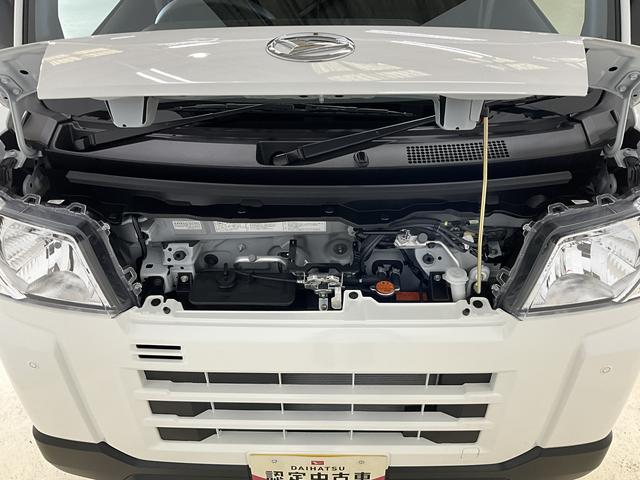 ハイゼットカーゴＤＸ　届出済み未使用車　切替式４ＷＤ　前後コーナーセンサー届出済み未使用車　切替式４ＷＤ　前後コーナーセンサー　オートマチックハイビーム　スマートアシスト　キーレスエントリー　オートライト　スペアキー有り　アイドリングストップ　横滑り防止装置　スペアタイヤ（京都府）の中古車