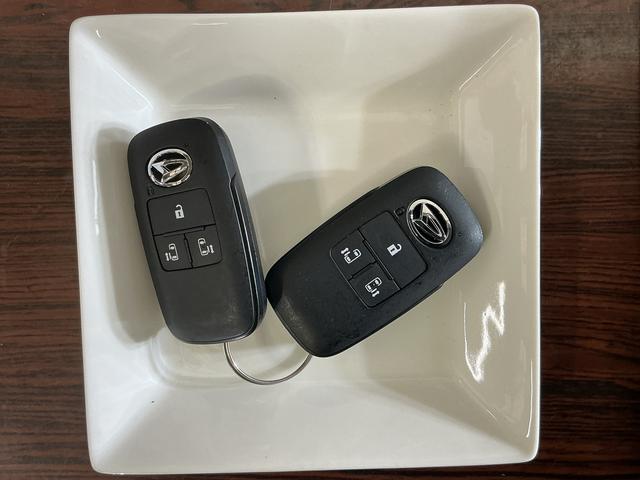 ムーヴキャンバスセオリーＧ　届出済未使用車　ナビ　パノラマモニタースマートアシスト　ナビ　パノラマモニター　フルセグチューナー　ブルートゥース対応　プッシュボタンエンジンスタート　両側リヤパワースライドドア　コーナーセンサ　ＬＥＤヘッドライト　オートエアコン　ＡＢＳ（京都府）の中古車