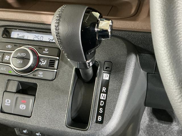 ムーヴキャンバスセオリーＧ　届出済未使用車　ナビ　パノラマモニタースマートアシスト　ナビ　パノラマモニター　フルセグチューナー　ブルートゥース対応　プッシュボタンエンジンスタート　両側リヤパワースライドドア　コーナーセンサ　ＬＥＤヘッドライト　オートエアコン　ＡＢＳ（京都府）の中古車