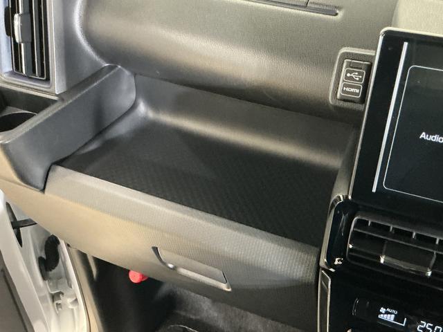 タントカスタムＲＳリミテッド　ターボ　９型ディスプレイオーディオ９インチディスプレイオーディオ　バックカメラ　フルセグチューナー　ブルートゥース対応　スマートアシスト　プッシュボタンエンジンスタート　両側リヤパワースライドドア　ターボ　クルーズコントロール　ＡＢＳ（京都府）の中古車