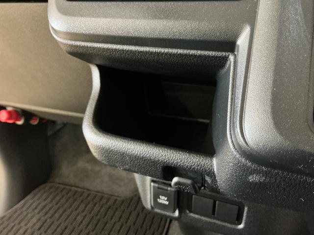 ムーヴＧ　バックカメラ　片側電動スライドドア　前後コーナーセンサーバックカメラ　片側電動スライドドア　前後コーナーセンサー　電子パーキング　オートブレーキホールド　オートマチックハイビーム　ＵＳＢチャージャー　スマートキー　オートライト　ＬＥＤヘッドライト（京都府）の中古車