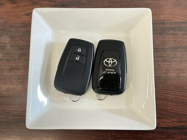 C−HRS ワンオーナー ナビ 全方位カメラ ETC クルコンワンオーナー ナビ パノラミックビューモニター ETC アダプティブクルーズコントロール ヘルプネット 電子パーキング オートマチックハイビーム オートブレーキホールド Bluetooth USB接続(京都府)の中古車