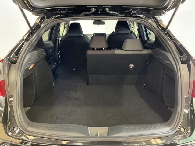 C−HRS ワンオーナー ナビ 全方位カメラ ETC クルコンワンオーナー ナビ パノラミックビューモニター ETC アダプティブクルーズコントロール ヘルプネット 電子パーキング オートマチックハイビーム オートブレーキホールド Bluetooth USB接続(京都府)の中古車