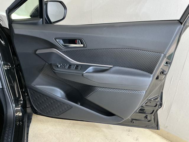 C−HRS ワンオーナー ナビ 全方位カメラ ETC クルコンワンオーナー ナビ パノラミックビューモニター ETC アダプティブクルーズコントロール ヘルプネット 電子パーキング オートマチックハイビーム オートブレーキホールド Bluetooth USB接続(京都府)の中古車