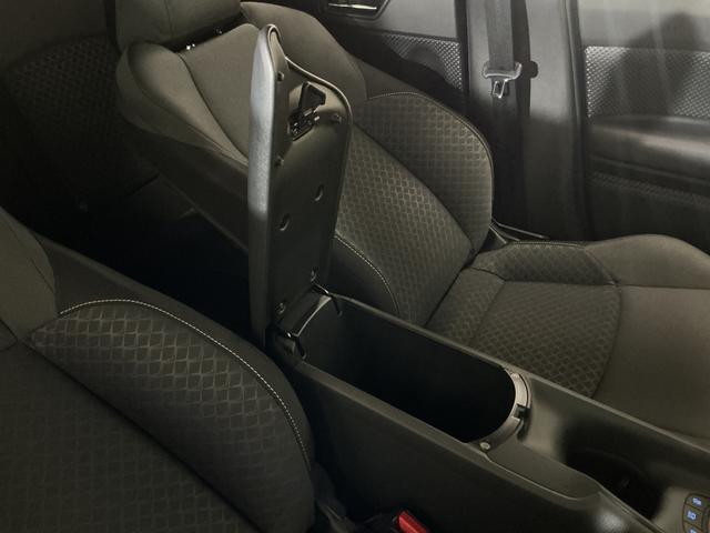 C−HRS ワンオーナー ナビ 全方位カメラ ETC クルコンワンオーナー ナビ パノラミックビューモニター ETC アダプティブクルーズコントロール ヘルプネット 電子パーキング オートマチックハイビーム オートブレーキホールド Bluetooth USB接続(京都府)の中古車