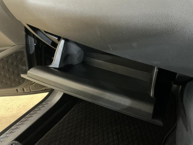 C−HRS ワンオーナー ナビ 全方位カメラ ETC クルコンワンオーナー ナビ パノラミックビューモニター ETC アダプティブクルーズコントロール ヘルプネット 電子パーキング オートマチックハイビーム オートブレーキホールド Bluetooth USB接続(京都府)の中古車