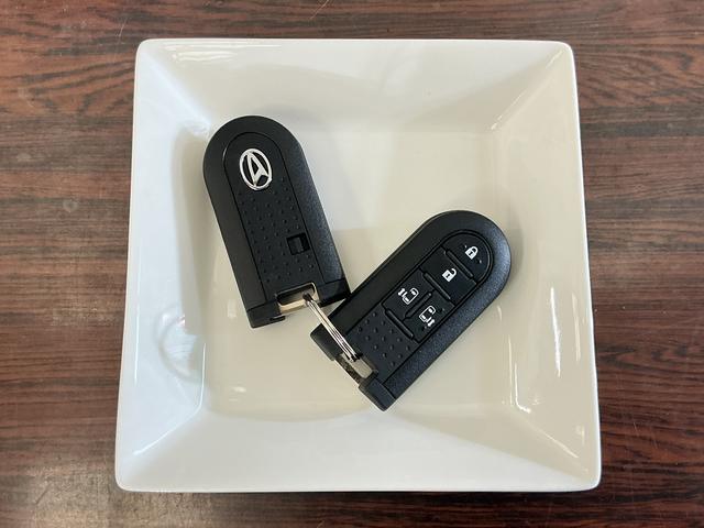 ムーヴキャンバスＧホワイトアクセントリミテッド　ＳＡIII　ワンオーナーワンオーナー　ナビ　パノラマモニター　ドライブレコーダー　ＥＴＣ　両側電動スライドドア　オートマチックハイビーム　オートライト　Ｂｌｕｅｔｏｏｔｈ　ＵＳＢ接続　ＤＶＤ再生　スマートキー　オートライト（京都府）の中古車