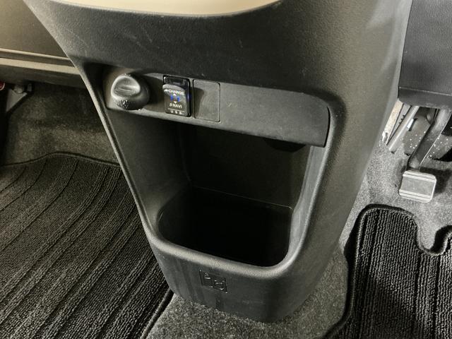 ムーヴキャンバスＧホワイトアクセントリミテッド　ＳＡIII　ワンオーナーワンオーナー　ナビ　パノラマモニター　ドライブレコーダー　ＥＴＣ　両側電動スライドドア　オートマチックハイビーム　オートライト　Ｂｌｕｅｔｏｏｔｈ　ＵＳＢ接続　ＤＶＤ再生　スマートキー　オートライト（京都府）の中古車