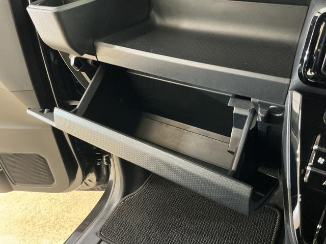 タントカスタムＲＳ　ワンオーナー　ターボ　ナビ　パノラマモニターワンオーナー　ターボ　ナビ　パノラマモニター　ドライブレコーダー　ＥＴＣ　両側電動スライドドア　ルーフハンガーバー　前後コーナーセンサー　前席シートヒーター　電子パーキング　オートマチックハイビーム（京都府）の中古車