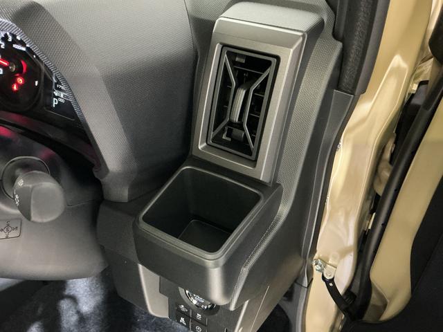 タフトＧターボ　クロムベンチャー　届出済未使用車　ナビ届出済未使用車　ターボ　ナビ　フルセグチューナー　ブルートゥース対応　バックカメラ　プッシュボタンエンジンスタート　ＬＥＤヘッドライト　アダプティブクルーズコントロール　コーナーセンサー　オートライト（京都府）の中古車