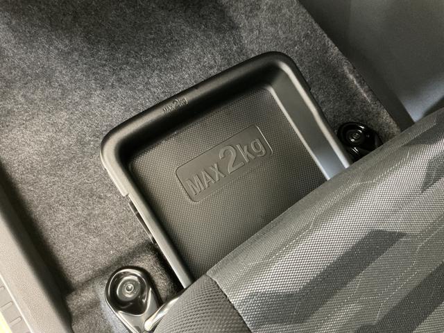 タフトＧターボ　クロムベンチャー　届出済み未使用車　ナビ　クルコン届出済み未使用車　ターボ　ナビ　バックカメラ　アダプティブクルーズコントロール　コーナーセンサー　シートヒーター　スカイフィールトップ　電子パーキング　オートマチックハイビーム　オートブレーキホールド（京都府）の中古車