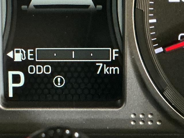 タフトＧターボ　クロムベンチャー　届出済み未使用車　ナビ　クルコン届出済み未使用車　ターボ　ナビ　バックカメラ　アダプティブクルーズコントロール　コーナーセンサー　シートヒーター　スカイフィールトップ　電子パーキング　オートマチックハイビーム　オートブレーキホールド（京都府）の中古車