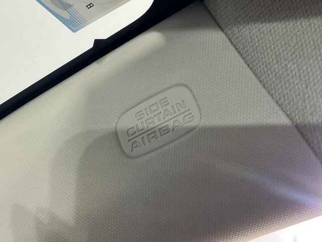 ヴェゼルｅ：ＨＥＶ　Ｚ　ナビ　バックカメラ　ＥＴＣ　ドライブレコーダナビ　バックカメラ　ＥＴＣ　ドライブレコーダー　フルセグチューナー　ブルートゥース対応　クルーズコントロール　アルミホイール　プッシュボタンエンジンスタート　シートヒーター　ＬＥＤヘッドランプ　ＡＢＳ（京都府）の中古車