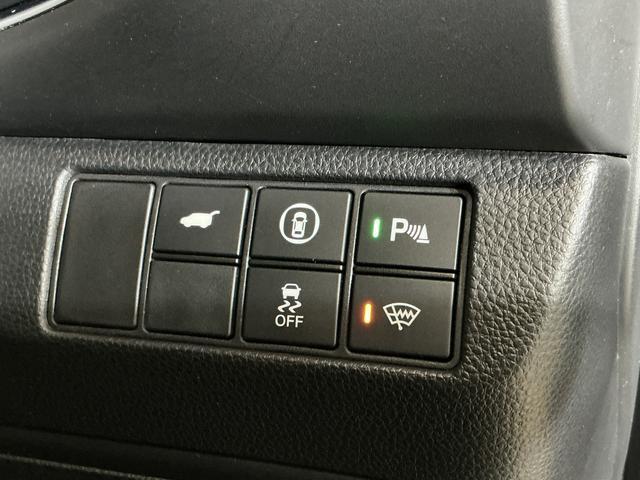 ヴェゼルｅ：ＨＥＶ　Ｚ　ナビ　バックカメラ　ＥＴＣ　ドライブレコーダナビ　バックカメラ　ＥＴＣ　ドライブレコーダー　フルセグチューナー　ブルートゥース対応　クルーズコントロール　アルミホイール　プッシュボタンエンジンスタート　シートヒーター　ＬＥＤヘッドランプ　ＡＢＳ（京都府）の中古車