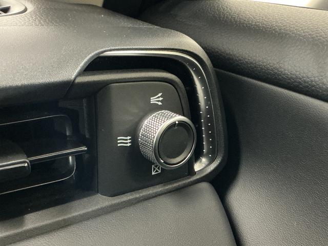 ヴェゼルｅ：ＨＥＶ　Ｚ　ナビ　バックカメラ　ＥＴＣ　ドライブレコーダナビ　バックカメラ　ＥＴＣ　ドライブレコーダー　フルセグチューナー　ブルートゥース対応　クルーズコントロール　アルミホイール　プッシュボタンエンジンスタート　シートヒーター　ＬＥＤヘッドランプ　ＡＢＳ（京都府）の中古車