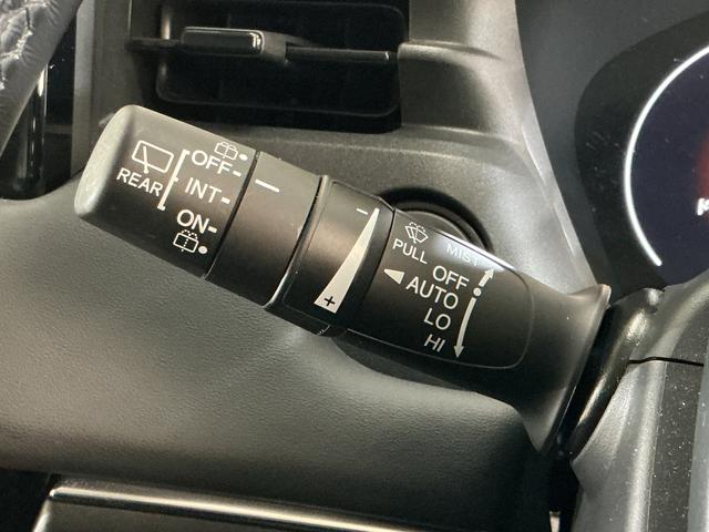 ヴェゼルｅ：ＨＥＶ　Ｚ　ナビ　バックカメラ　ＥＴＣ　ドライブレコーダナビ　バックカメラ　ＥＴＣ　ドライブレコーダー　フルセグチューナー　ブルートゥース対応　クルーズコントロール　アルミホイール　プッシュボタンエンジンスタート　シートヒーター　ＬＥＤヘッドランプ　ＡＢＳ（京都府）の中古車