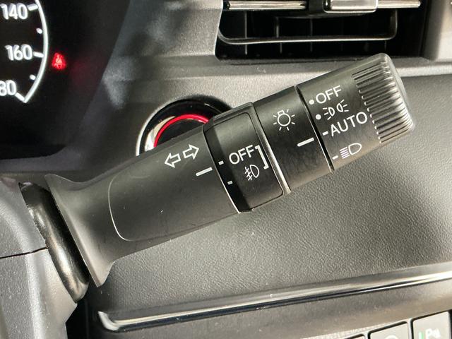 ヴェゼルｅ：ＨＥＶ　Ｚ　ナビ　バックカメラ　ＥＴＣ　ドライブレコーダナビ　バックカメラ　ＥＴＣ　ドライブレコーダー　フルセグチューナー　ブルートゥース対応　クルーズコントロール　アルミホイール　プッシュボタンエンジンスタート　シートヒーター　ＬＥＤヘッドランプ　ＡＢＳ（京都府）の中古車