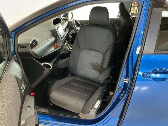 シエンタハイブリッドＧ　ワンオーナー　福祉車両　ナビ　全方位カメラワンオーナー　福祉車両　ナビ　全方位カメラ　ドラレコ　ＥＴＣ　ターンチルトシート　両側電動スライドドア　コーナーセンサー　オートクルーズコントロール　オートマチックハイビーム　Ｂｌｕｅｔｏｏｔｈ（京都府）の中古車