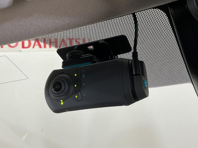 シエンタハイブリッドＧ　ワンオーナー　福祉車両　ナビ　全方位カメラワンオーナー　福祉車両　ナビ　全方位カメラ　ドラレコ　ＥＴＣ　ターンチルトシート　両側電動スライドドア　コーナーセンサー　オートクルーズコントロール　オートマチックハイビーム　Ｂｌｕｅｔｏｏｔｈ（京都府）の中古車