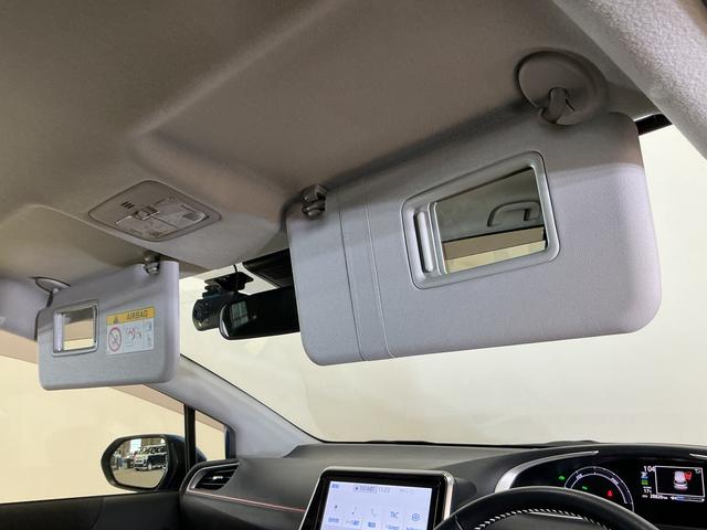 シエンタハイブリッドＧ　ワンオーナー　福祉車両　ナビ　全方位カメラワンオーナー　福祉車両　ナビ　全方位カメラ　ドラレコ　ＥＴＣ　ターンチルトシート　両側電動スライドドア　コーナーセンサー　オートクルーズコントロール　オートマチックハイビーム　Ｂｌｕｅｔｏｏｔｈ（京都府）の中古車