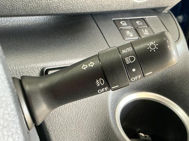 シエンタハイブリッドＧ　ワンオーナー　福祉車両　ナビ　全方位カメラワンオーナー　福祉車両　ナビ　全方位カメラ　ドラレコ　ＥＴＣ　ターンチルトシート　両側電動スライドドア　コーナーセンサー　オートクルーズコントロール　オートマチックハイビーム　Ｂｌｕｅｔｏｏｔｈ（京都府）の中古車