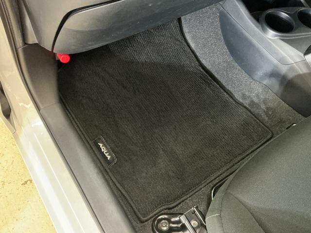 アクアＳスタイルブラック　ワンオーナー　ナビ　バックカメラ　ＥＴＣワンオーナー　ナビＴＶ　バックカメラ　前後ドライブレコーダー　ＥＴＣ　オートマチックハイビーム　Ｂｌｕｅｔｏｏｔｈ　ＬＥＤヘッドライト　オートライト　スマートキー　プッシュスタート　ドアバイザー（京都府）の中古車