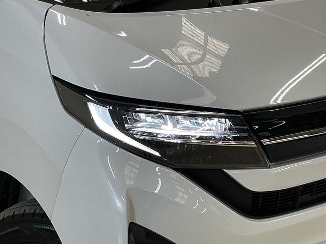 ムーヴＧ　バックカメラ　片側電動スライドドア　前後コーナーセンサーバックカメラ　片側電動スライドドア　前後コーナーセンサー　電子パーキング　オートブレーキホールド　オートマチックハイビーム　ＬＥＤヘッドライト　オートライト　スマートキー　プッシュスタート　ＵＳＢ（京都府）の中古車